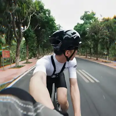胡嘉语